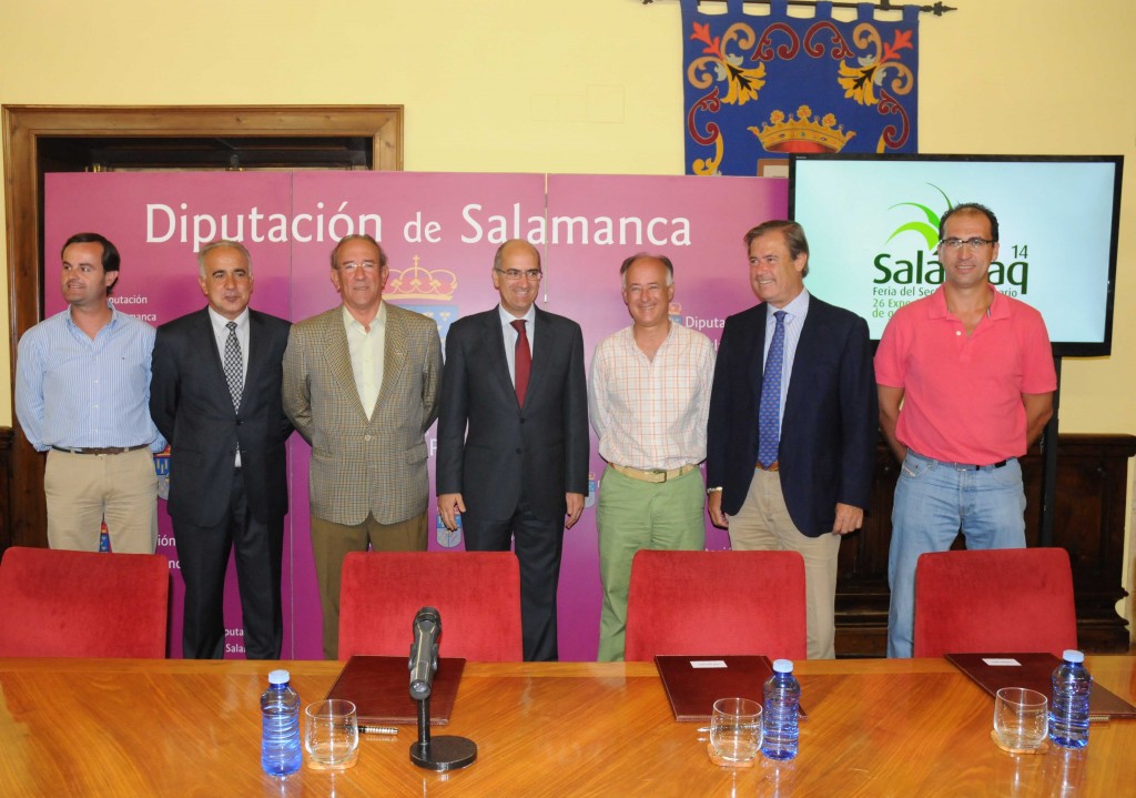 Salamaq firma convenio con Asociaciones Ganaderas