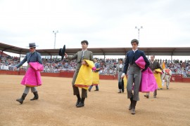 ANTONIO CATALÁN “TOÑETE” GANADOR DE LA TERCERA JORNADA DEL CERTAMEN DE ESCUELAS DE TAUROMAQUIA EN CLASES PRÁCTICAS