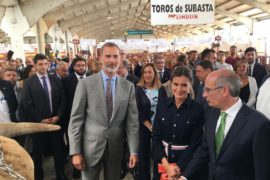 Apoyo de los Reyes de España al sector primario en la inauguración de Salamaq